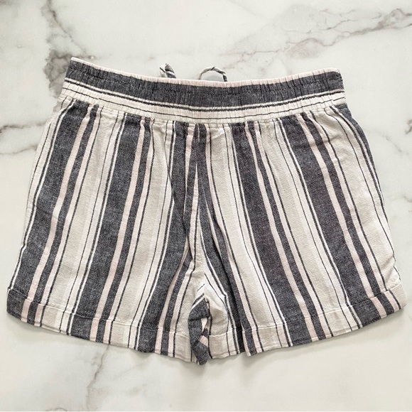 Calvin Klein Striped Linen Blend Drawstring Summer Shorts - Picture 2 of 9